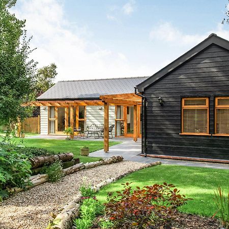 North Farm Lodge East Mersea Экстерьер фото