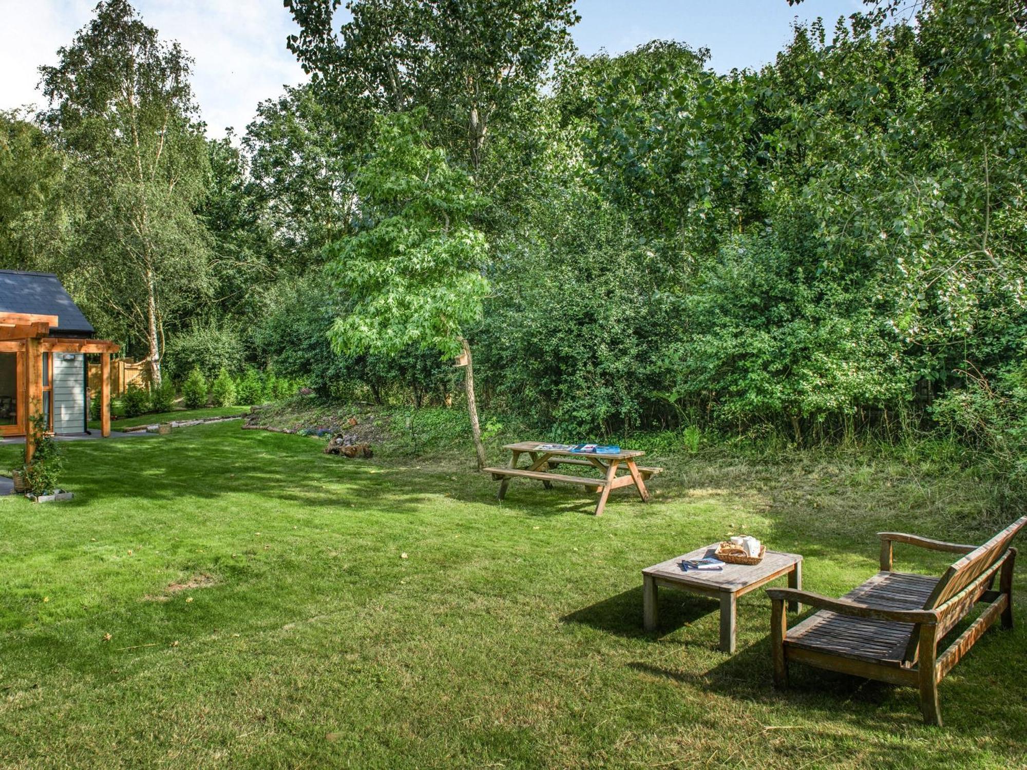 North Farm Lodge East Mersea Экстерьер фото